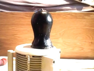 Big wazoo plug with intensive cum
