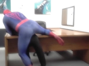 spiderman humps robber he finds in an office