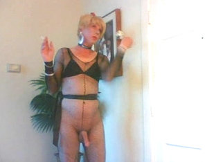 Wendy Jane fucks tranny