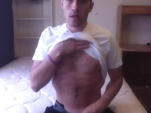College Guy Jerks off on Skype