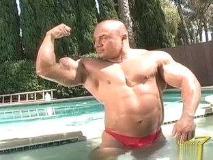 Beefy muscle stud