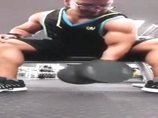 Bicep exersise Flex!