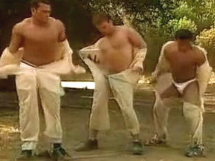 Muscle Manhunt